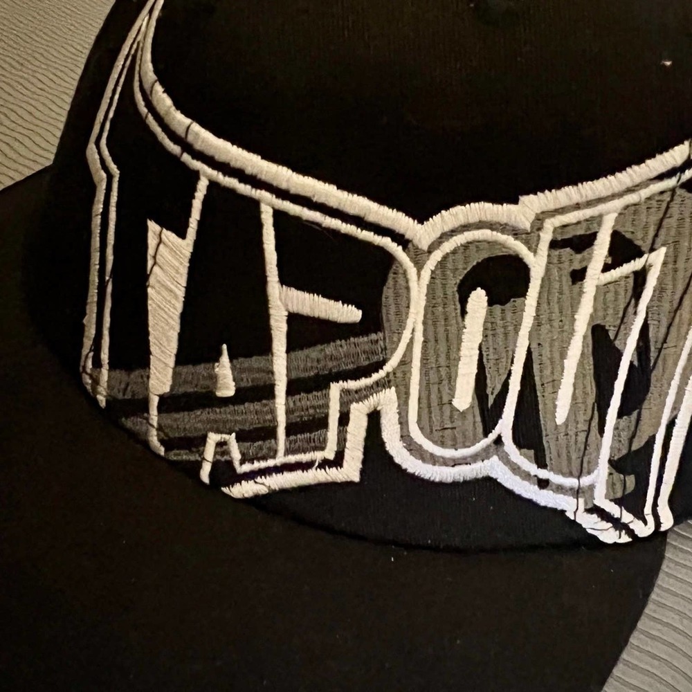 TAPOUT Cap - Picture 3 of 6